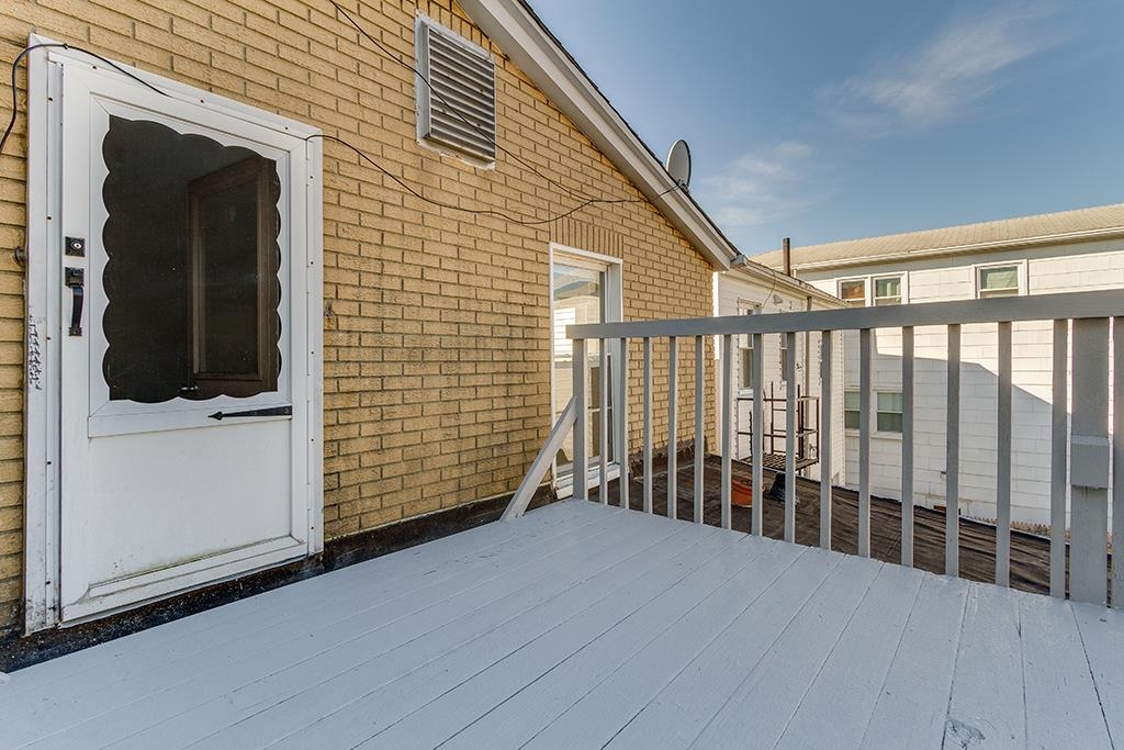 85 COTTAGE ST