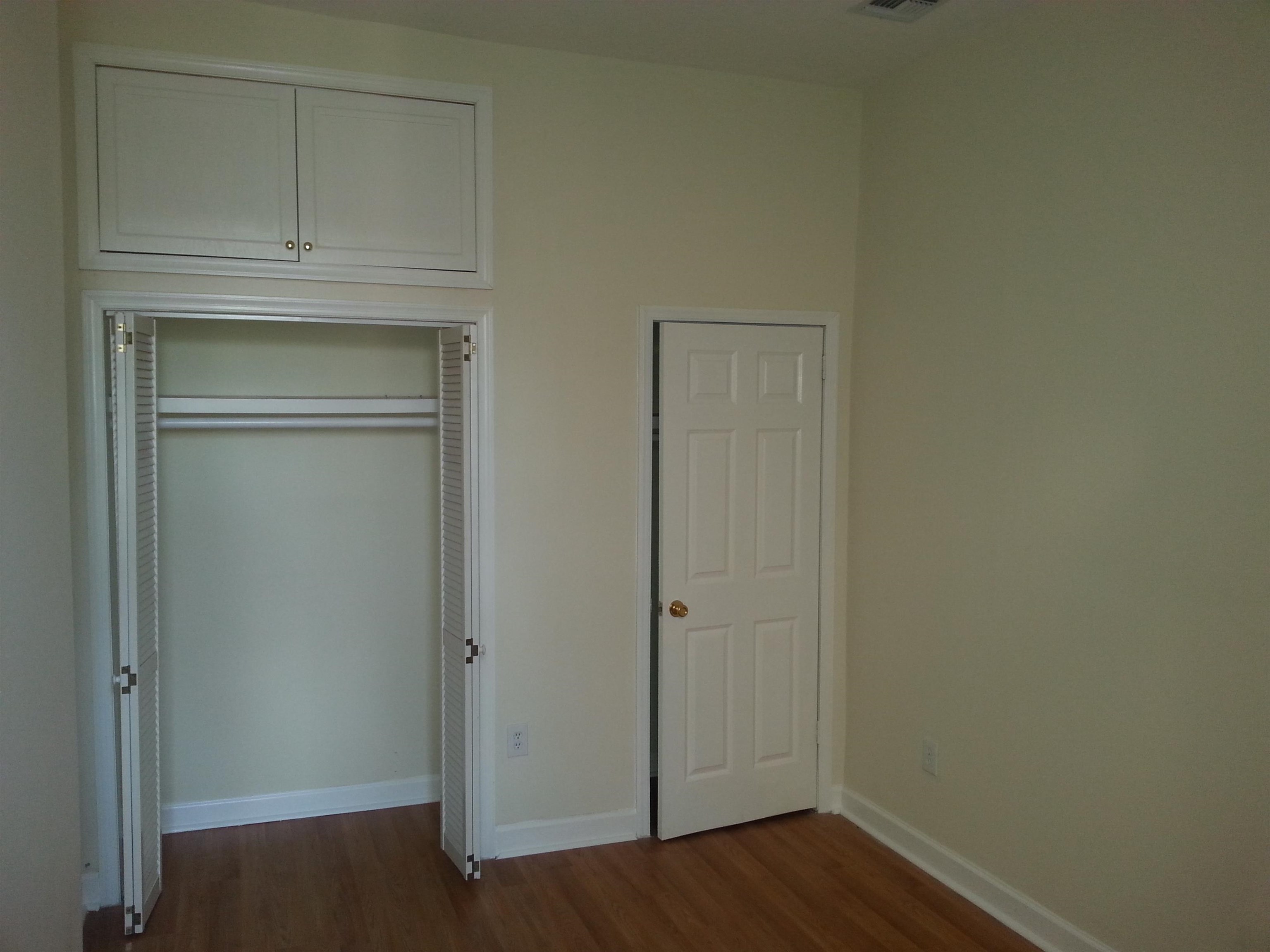 479 BERGEN AVE