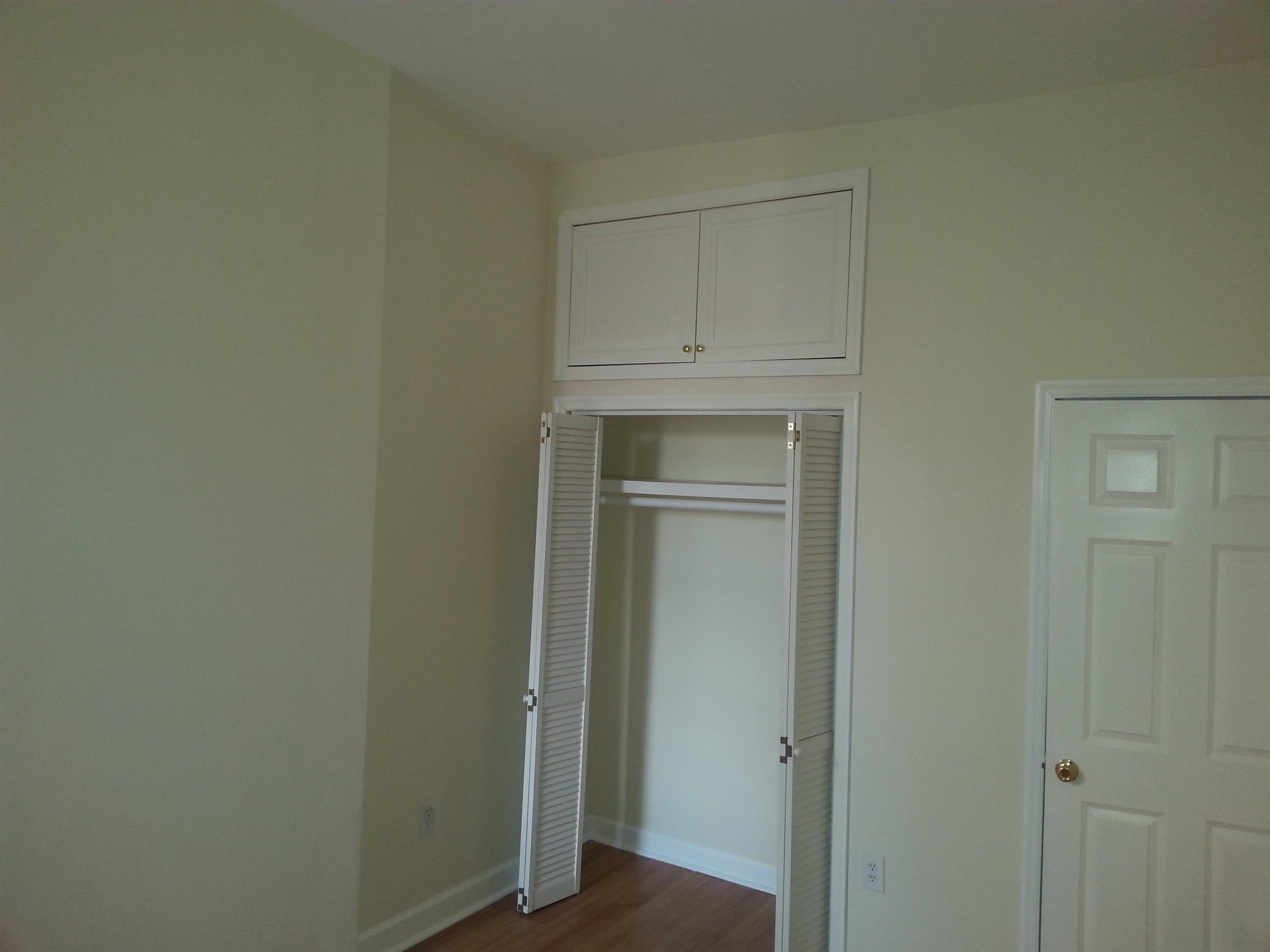 479 BERGEN AVE