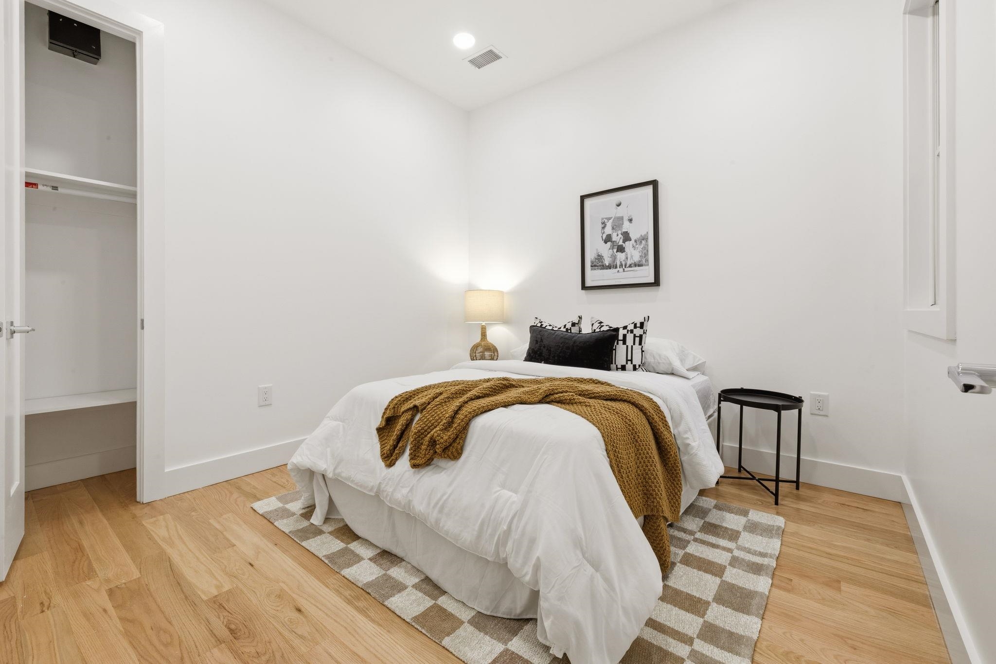 271 WEBSTER AVE Unit: 1