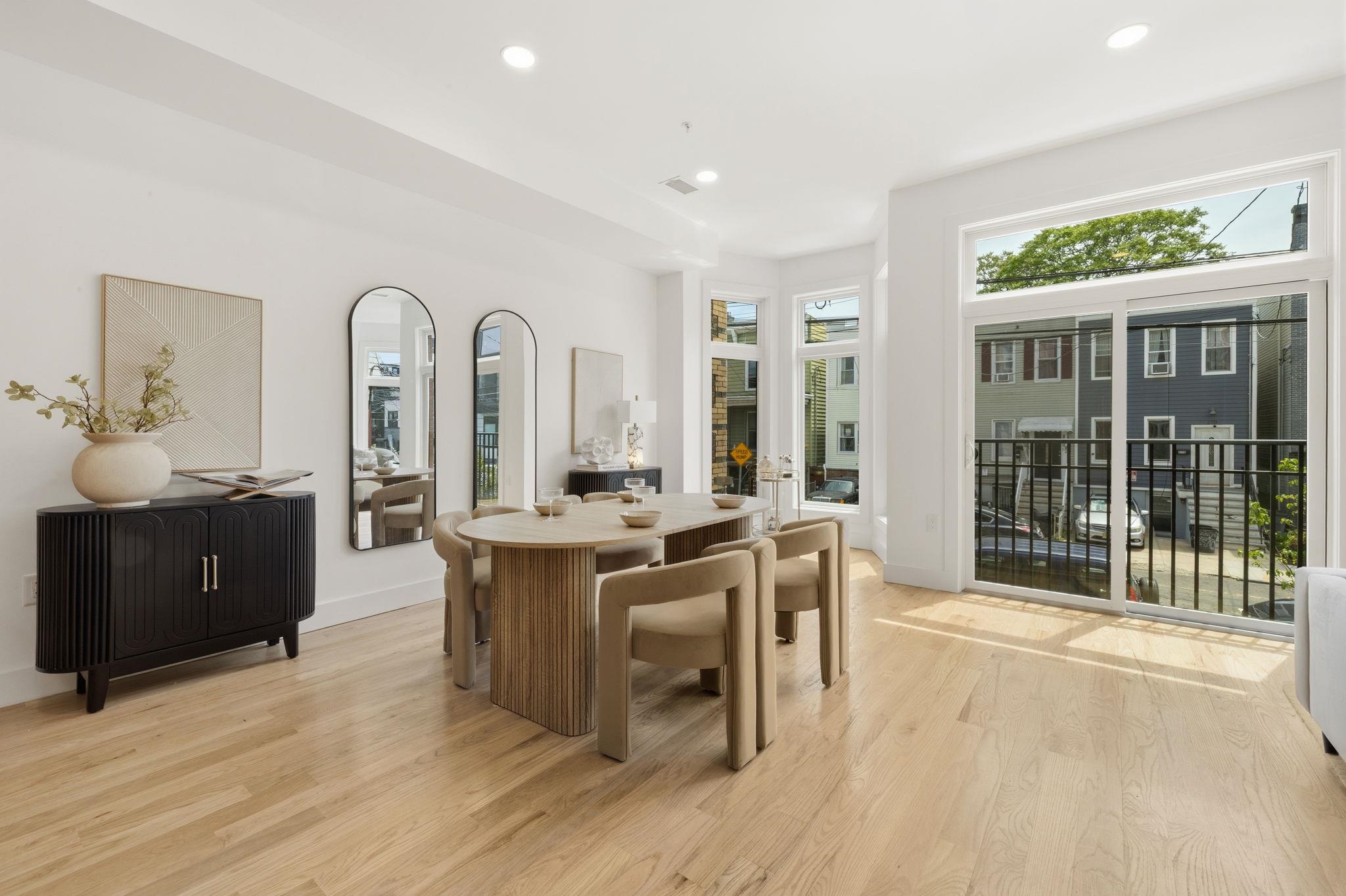 271 WEBSTER AVE Unit: 2