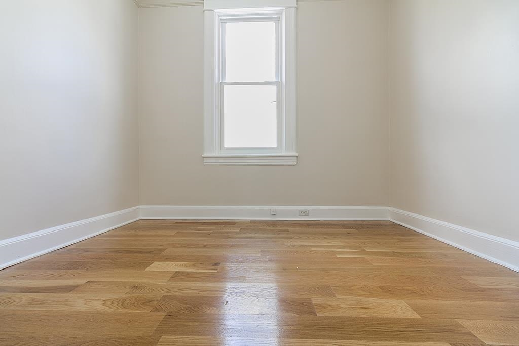 124 WEST 54TH ST