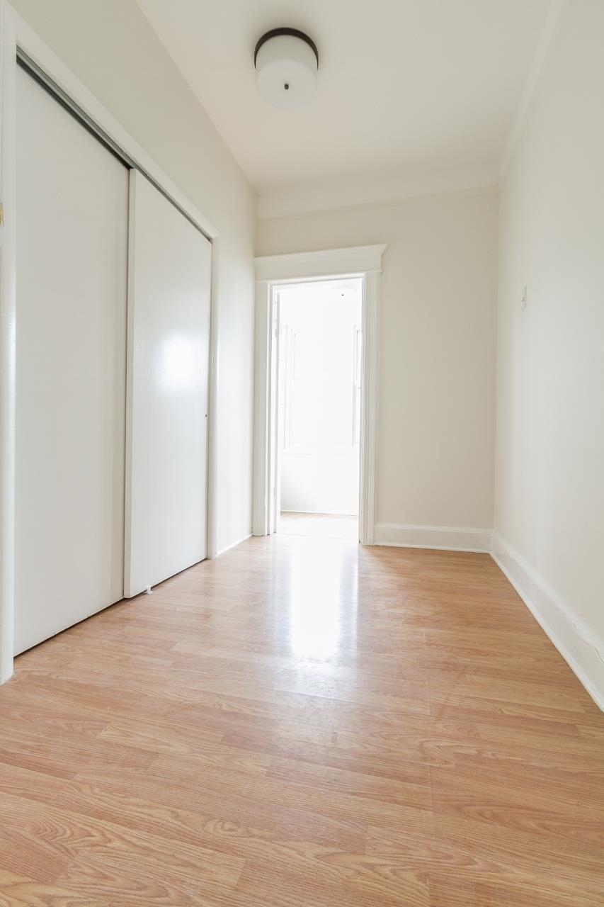 124 WEST 54TH ST