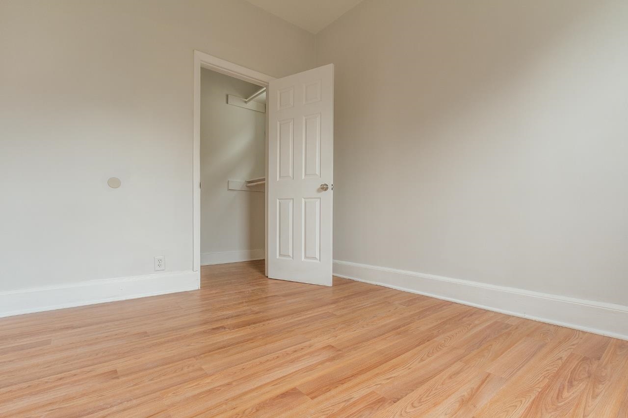 124 WEST 54TH ST