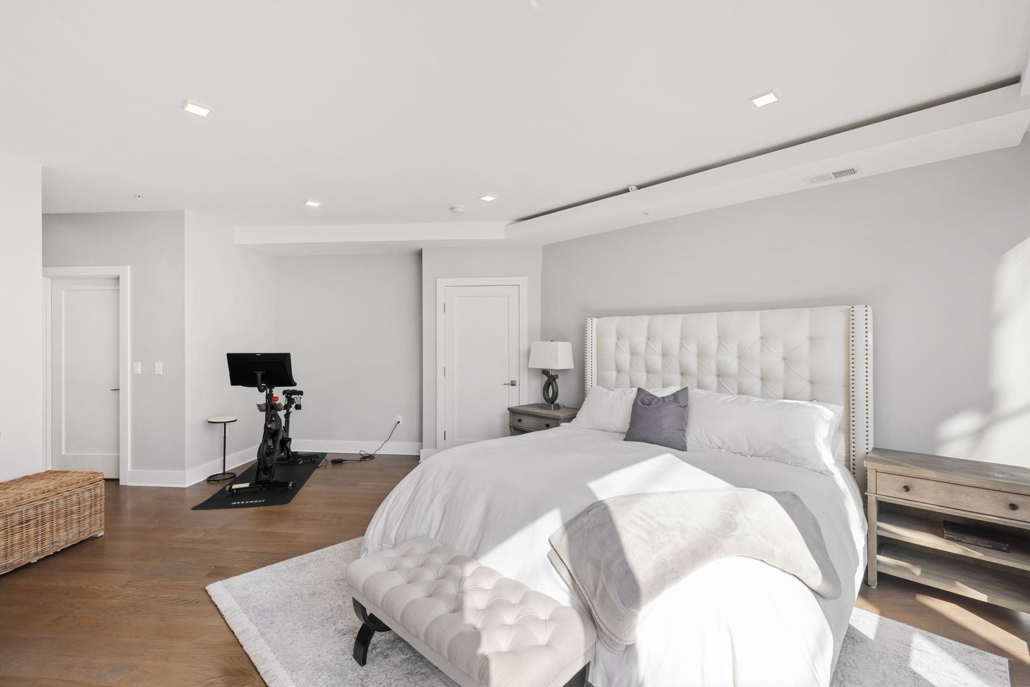 10 PATERSON AVE Unit: 2A