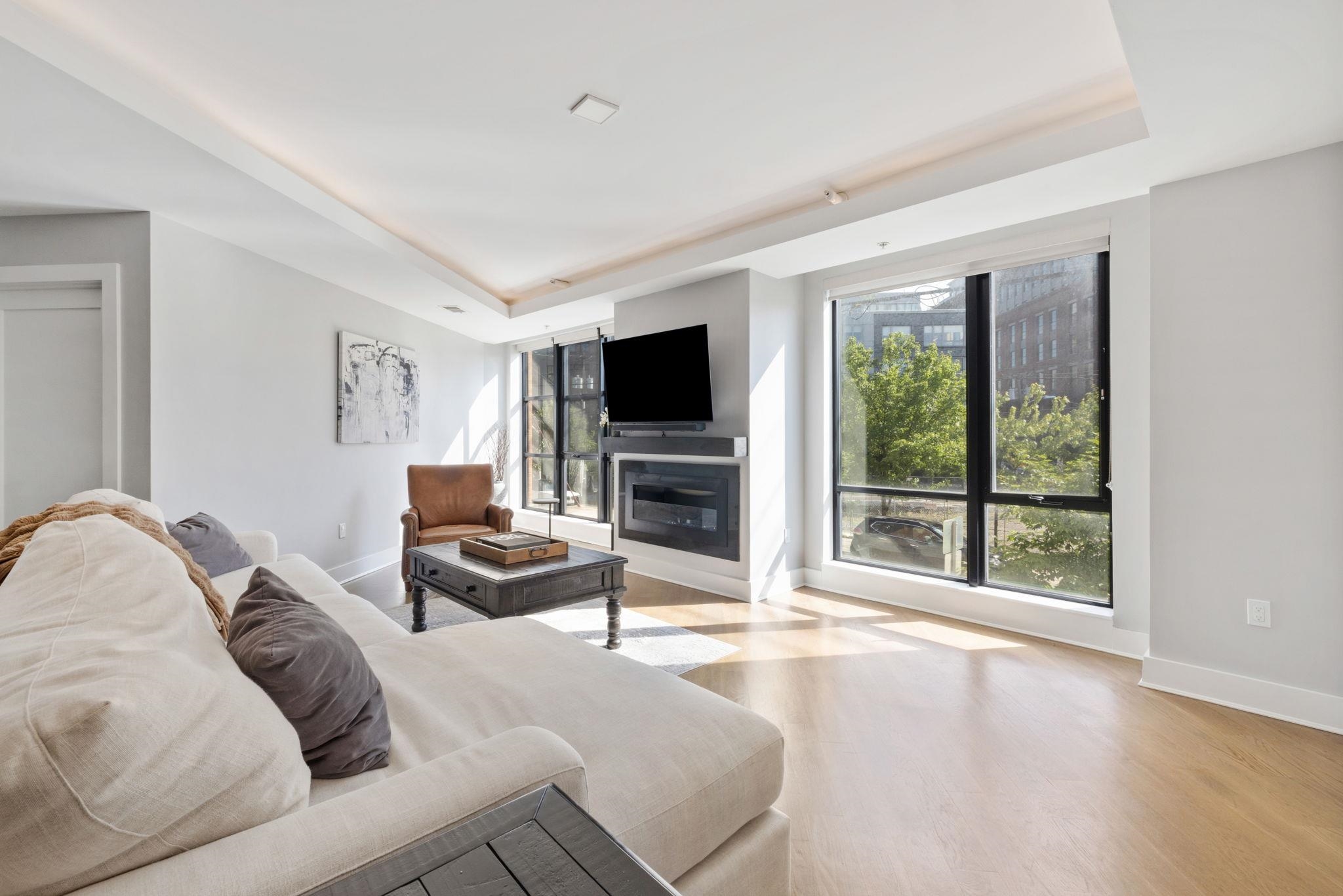 10 PATERSON AVE Unit: 2A