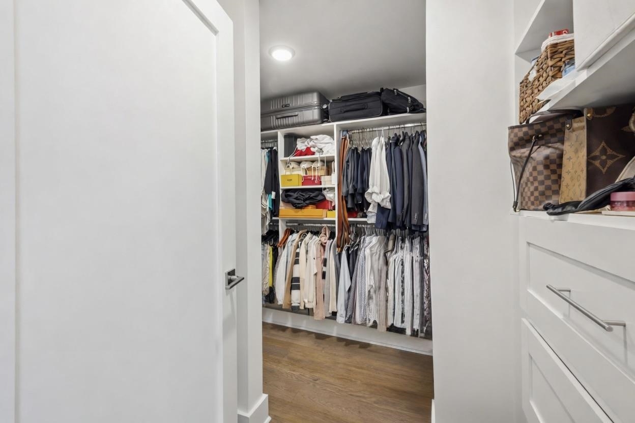 10 PATERSON AVE Unit: 2A