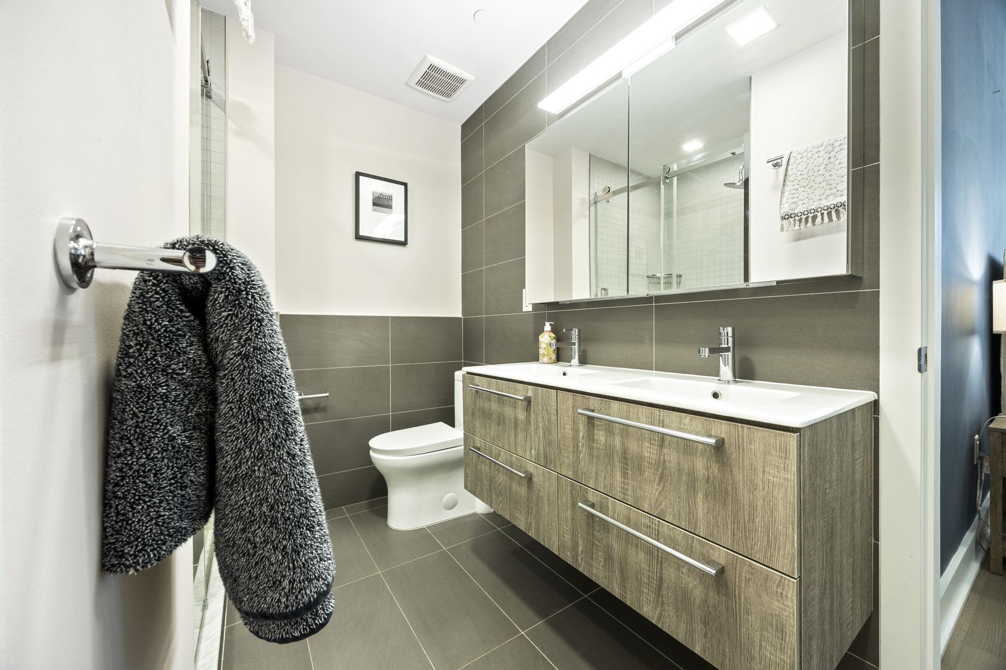 202 MERSELES ST Unit: 302