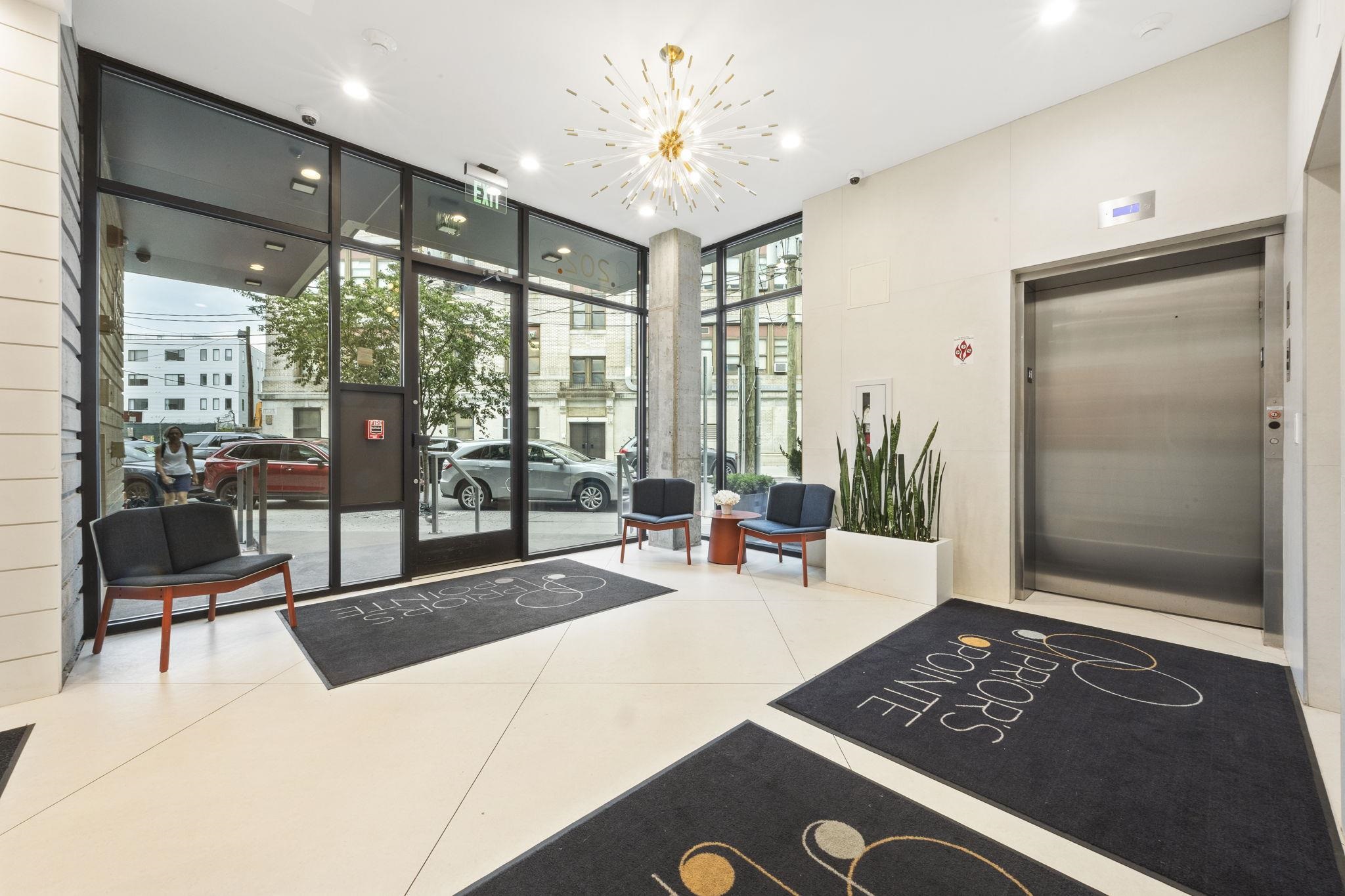 202 MERSELES ST Unit: 302