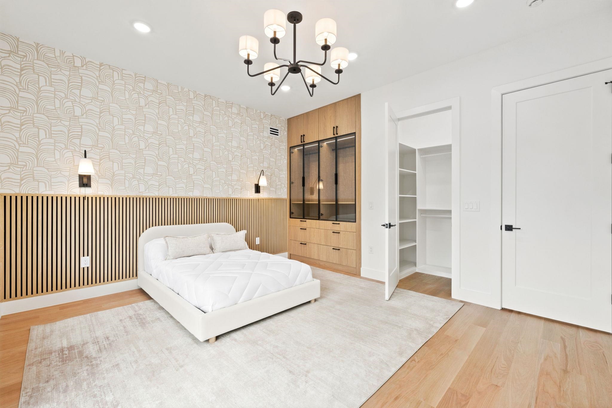 42 WAVERLY ST Unit: 1