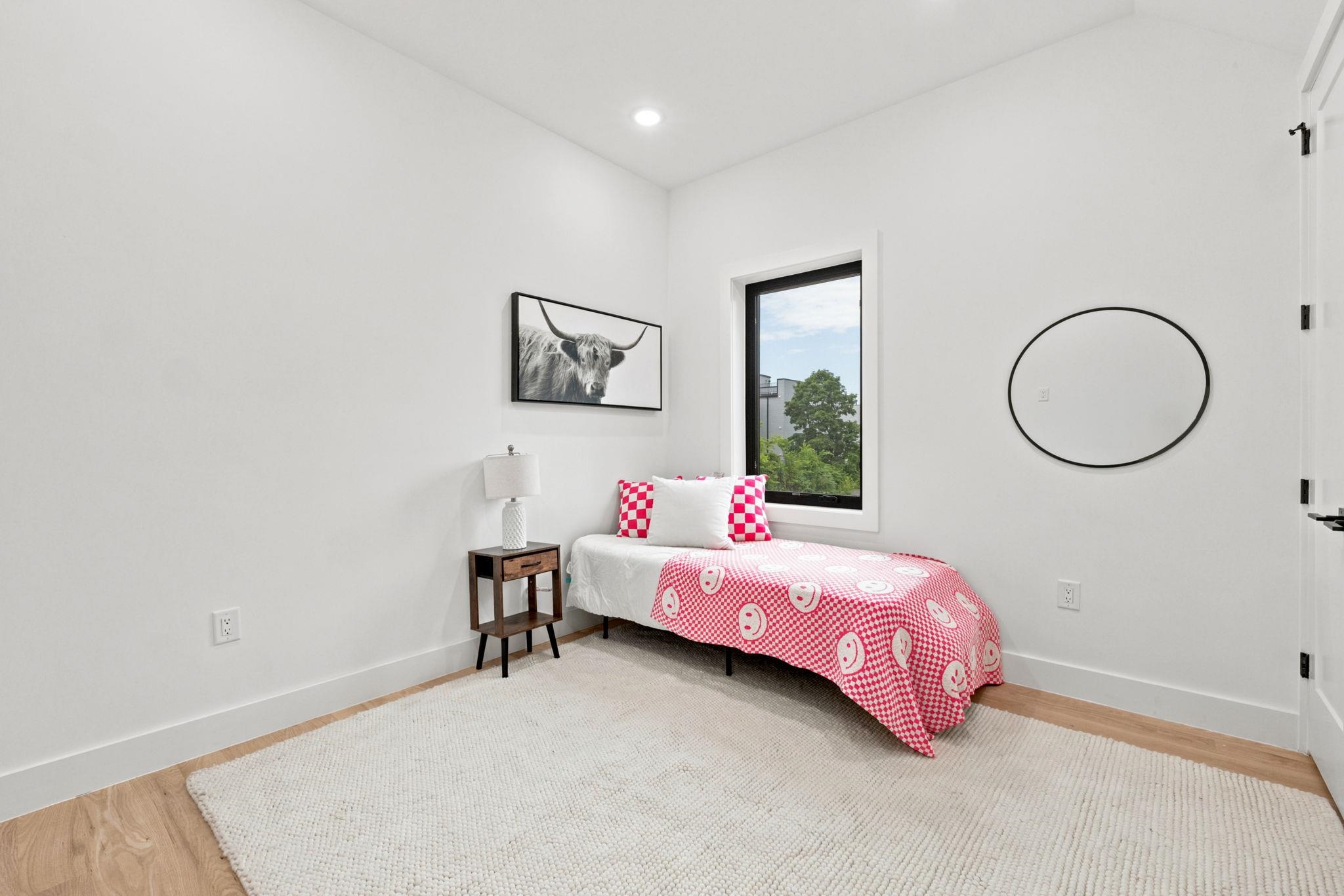 42 WAVERLY ST Unit: 1