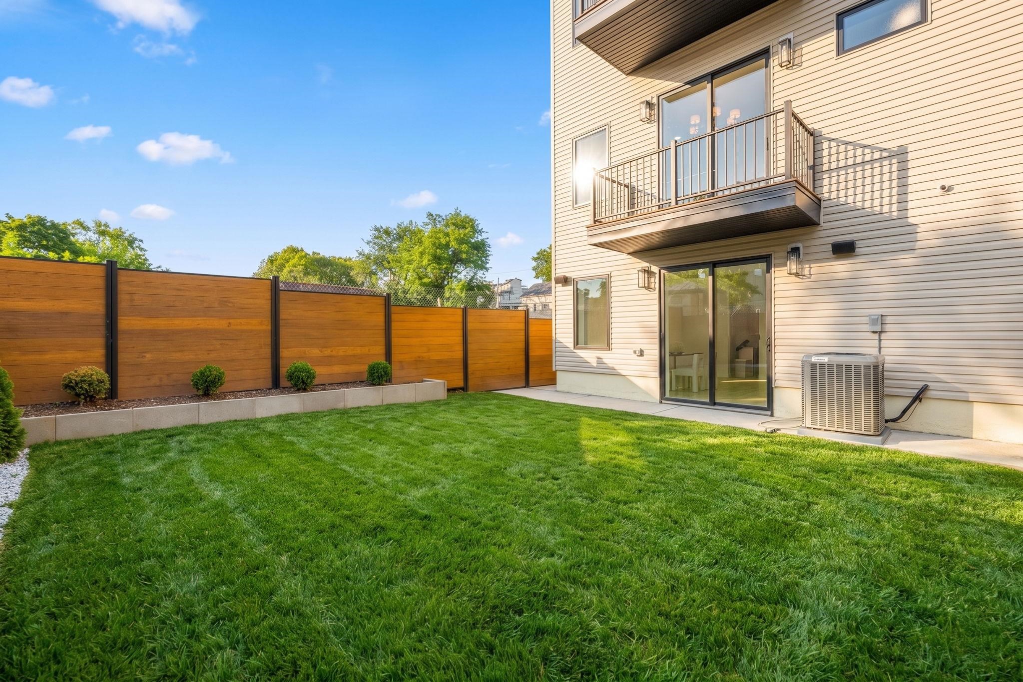 42 WAVERLY ST Unit: 1