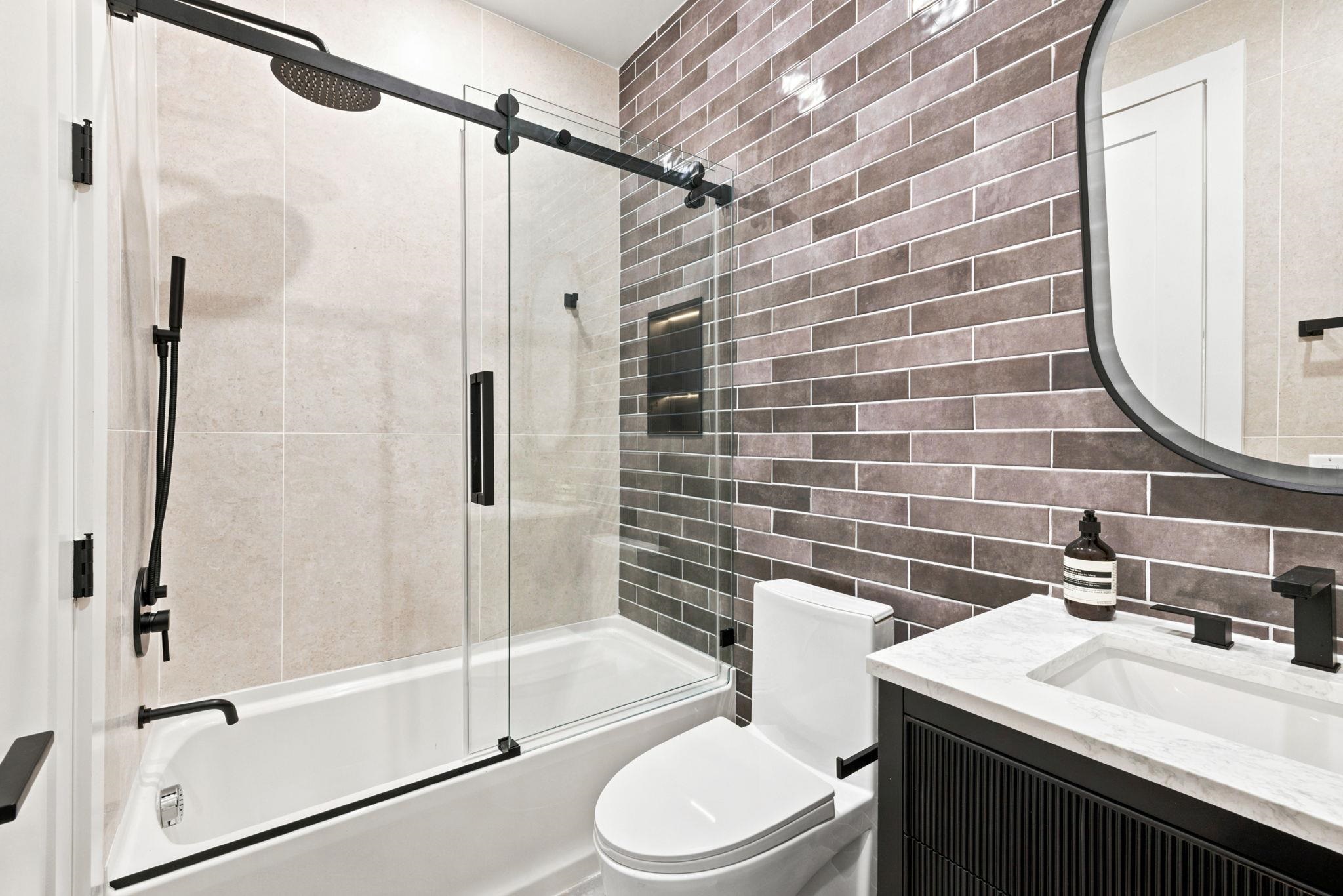 42 WAVERLY ST Unit: 1