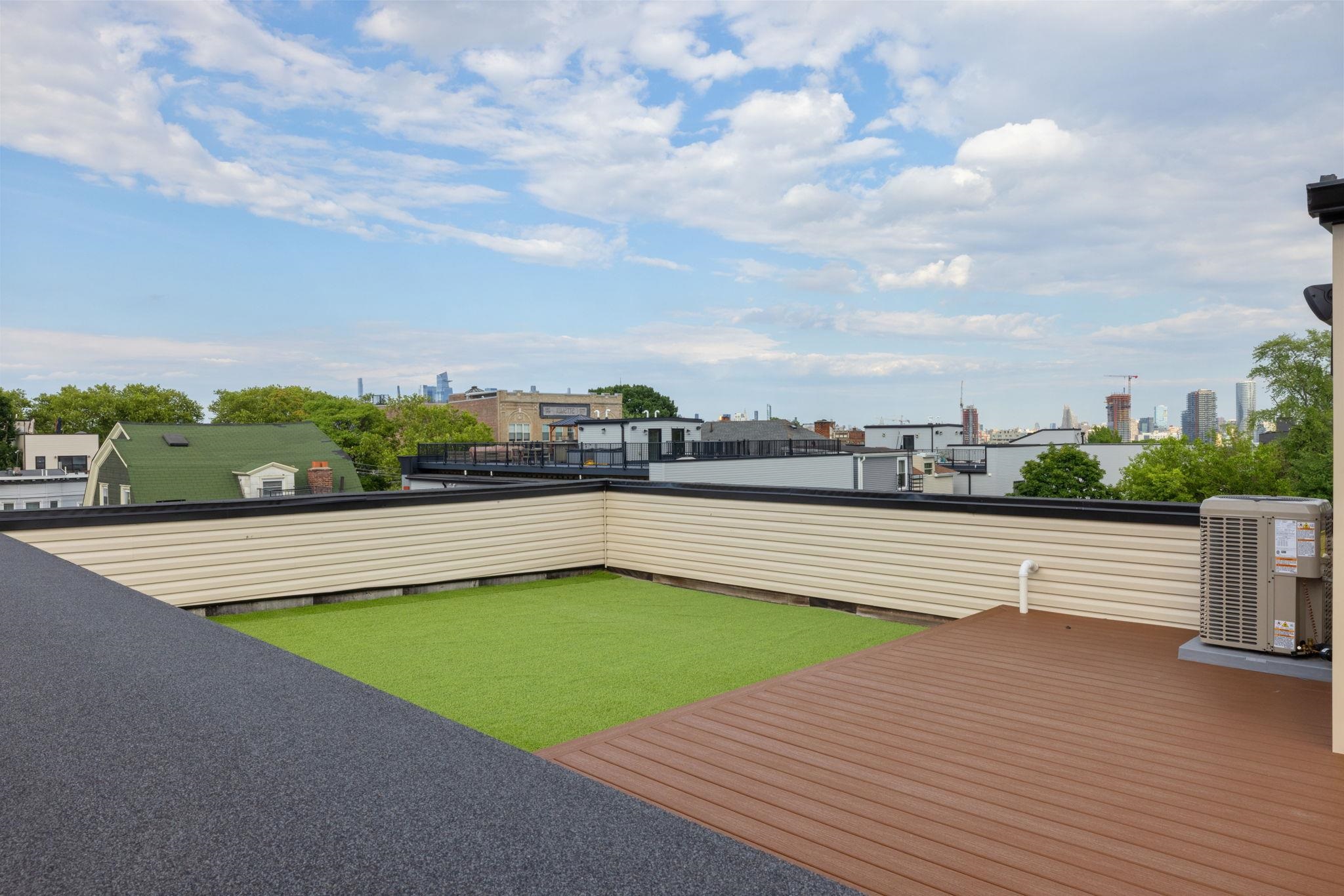 42 WAVERLY ST Unit: 2