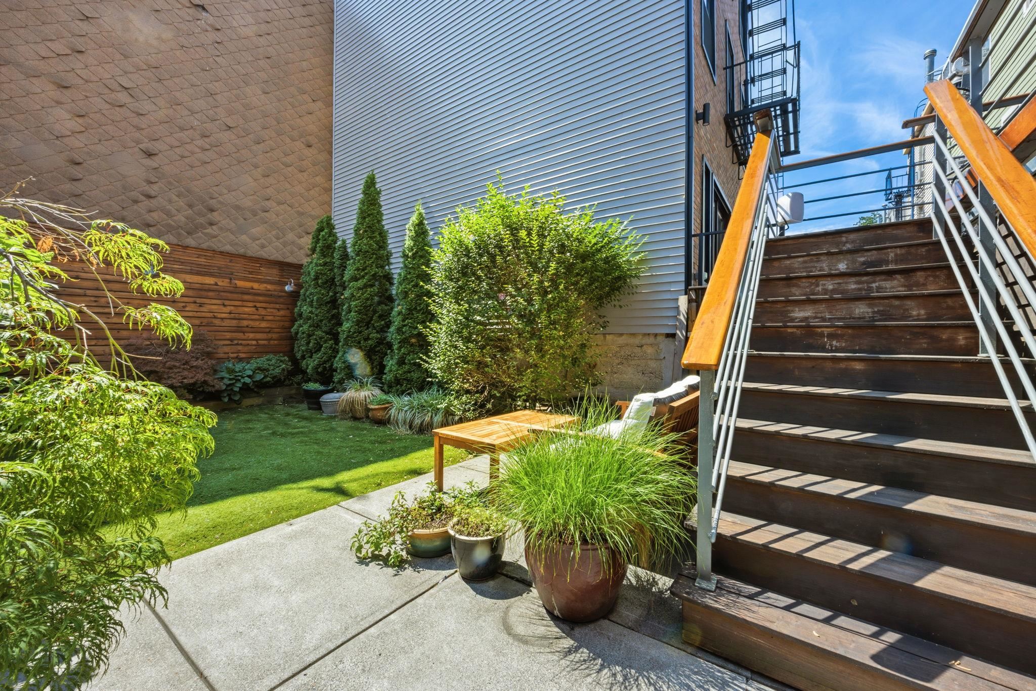 84 COLGATE ST