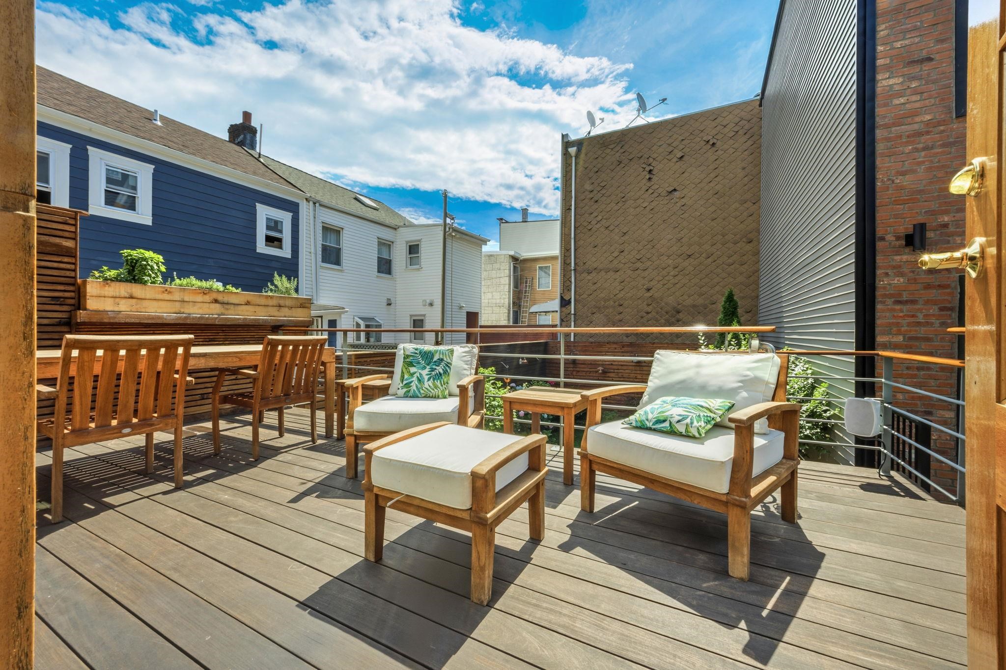 84 COLGATE ST