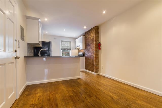 281.5 2ND ST Unit: 3