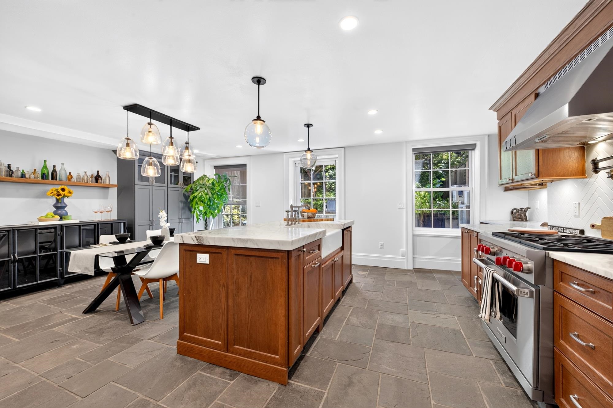 103 GRAND ST