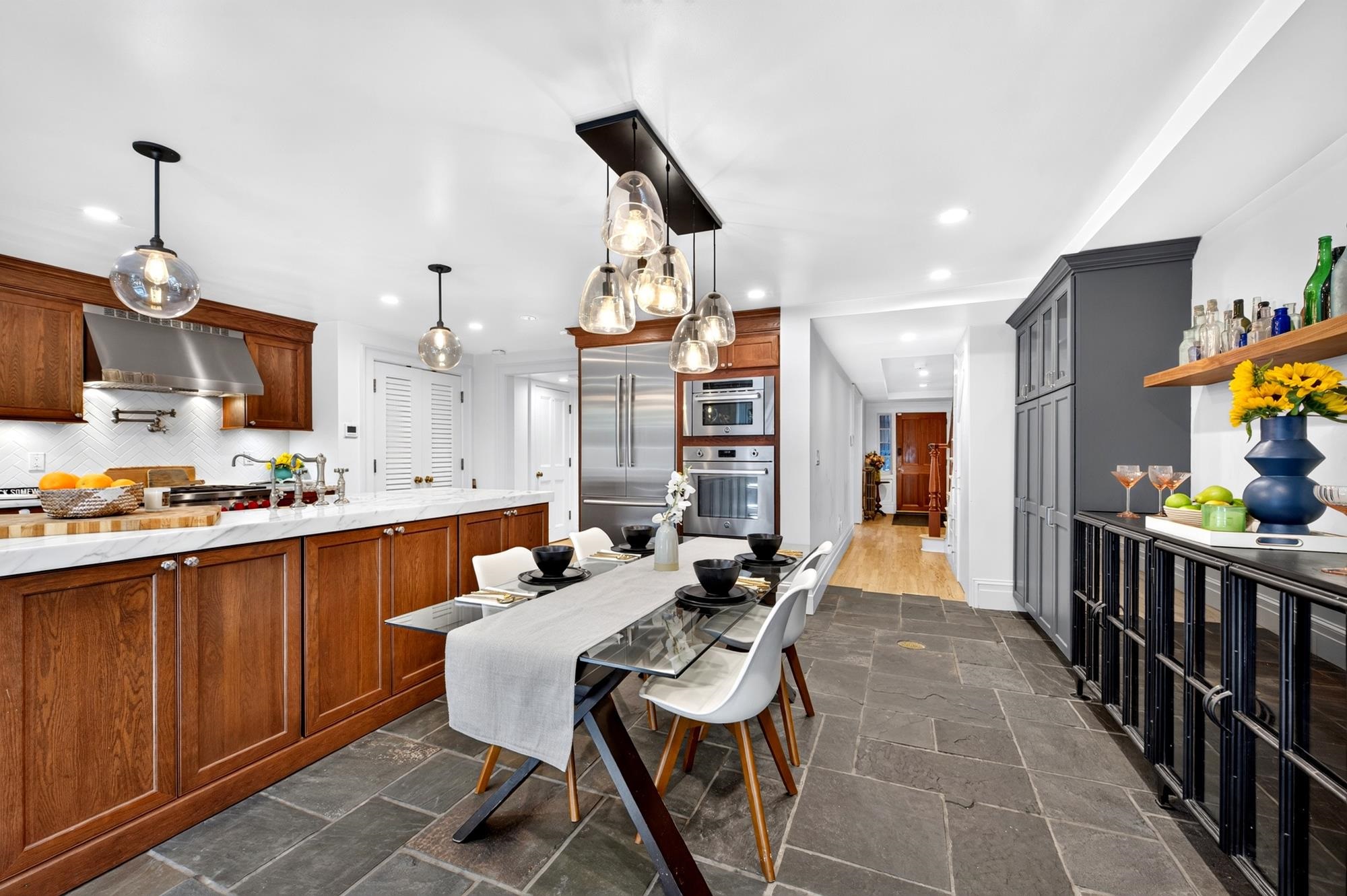 103 GRAND ST