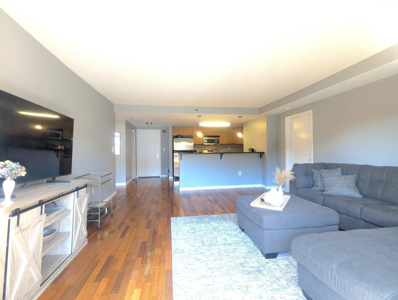 700 1ST ST Unit: 4F