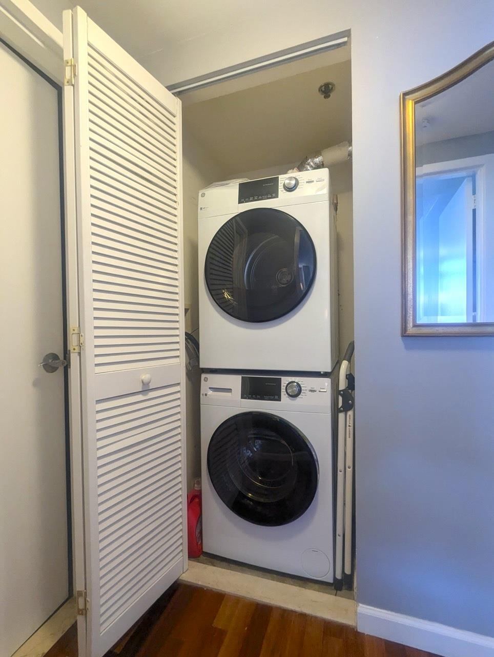 700 1ST ST Unit: 4F