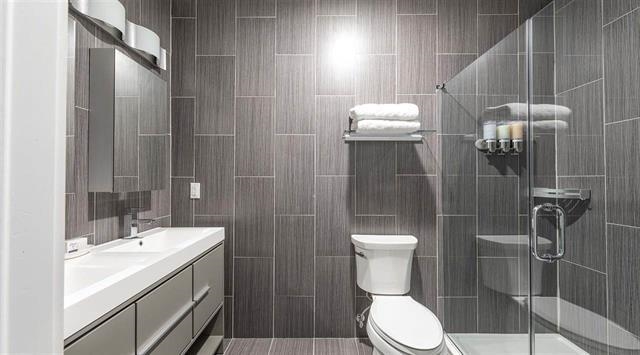 222 1ST ST Unit: 8