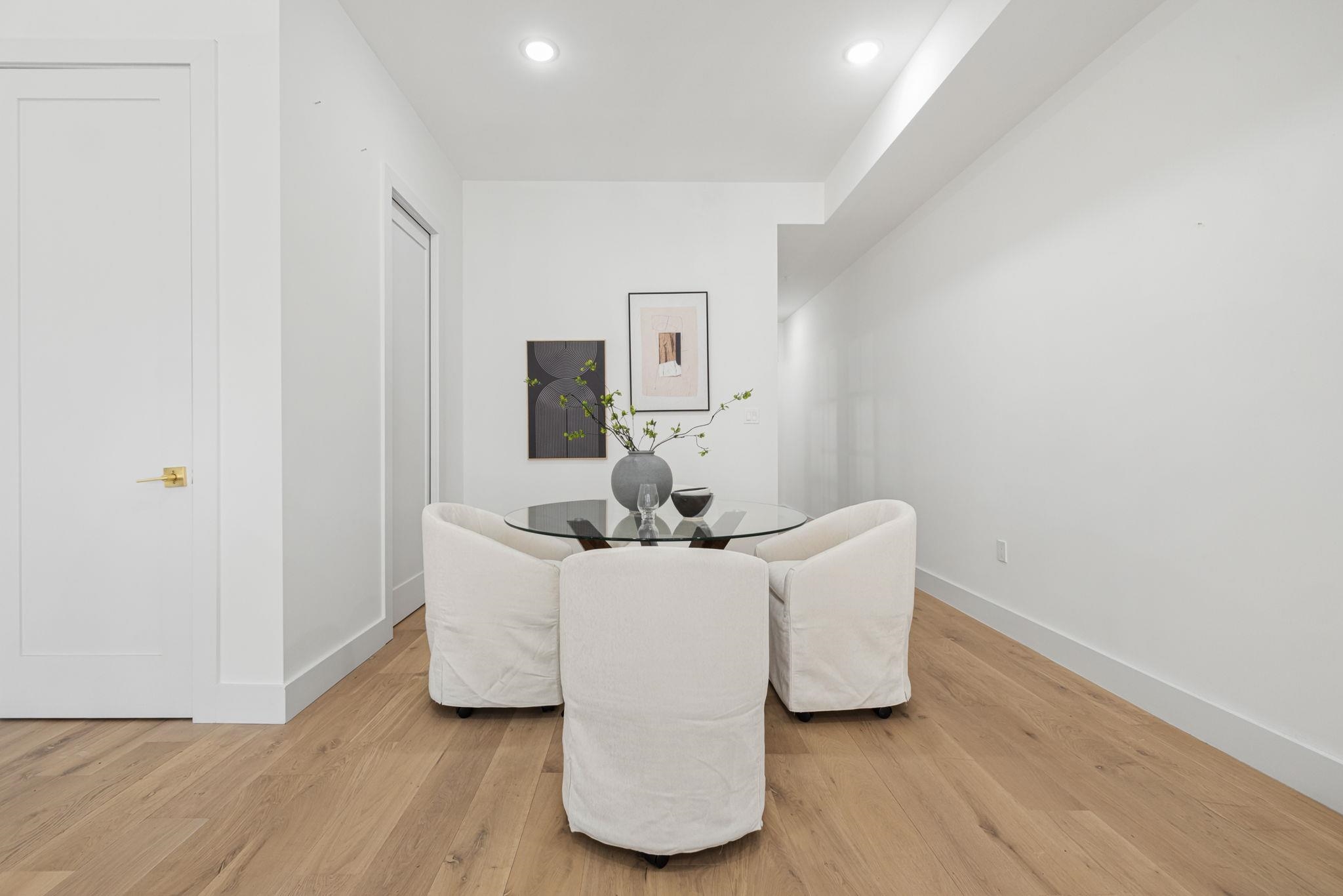 100 WEBSTER AVE Unit: 2