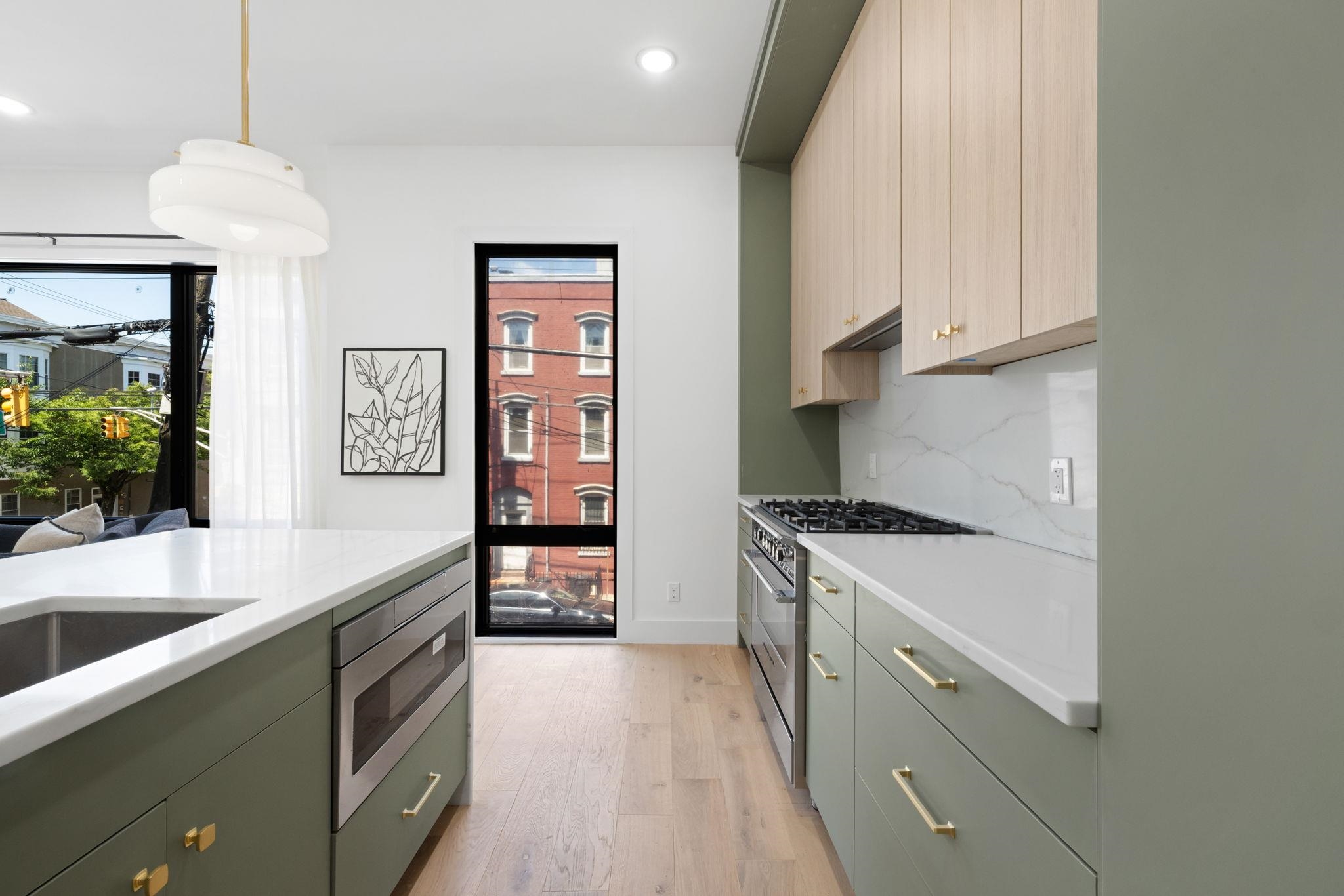 100 WEBSTER AVE Unit: 2