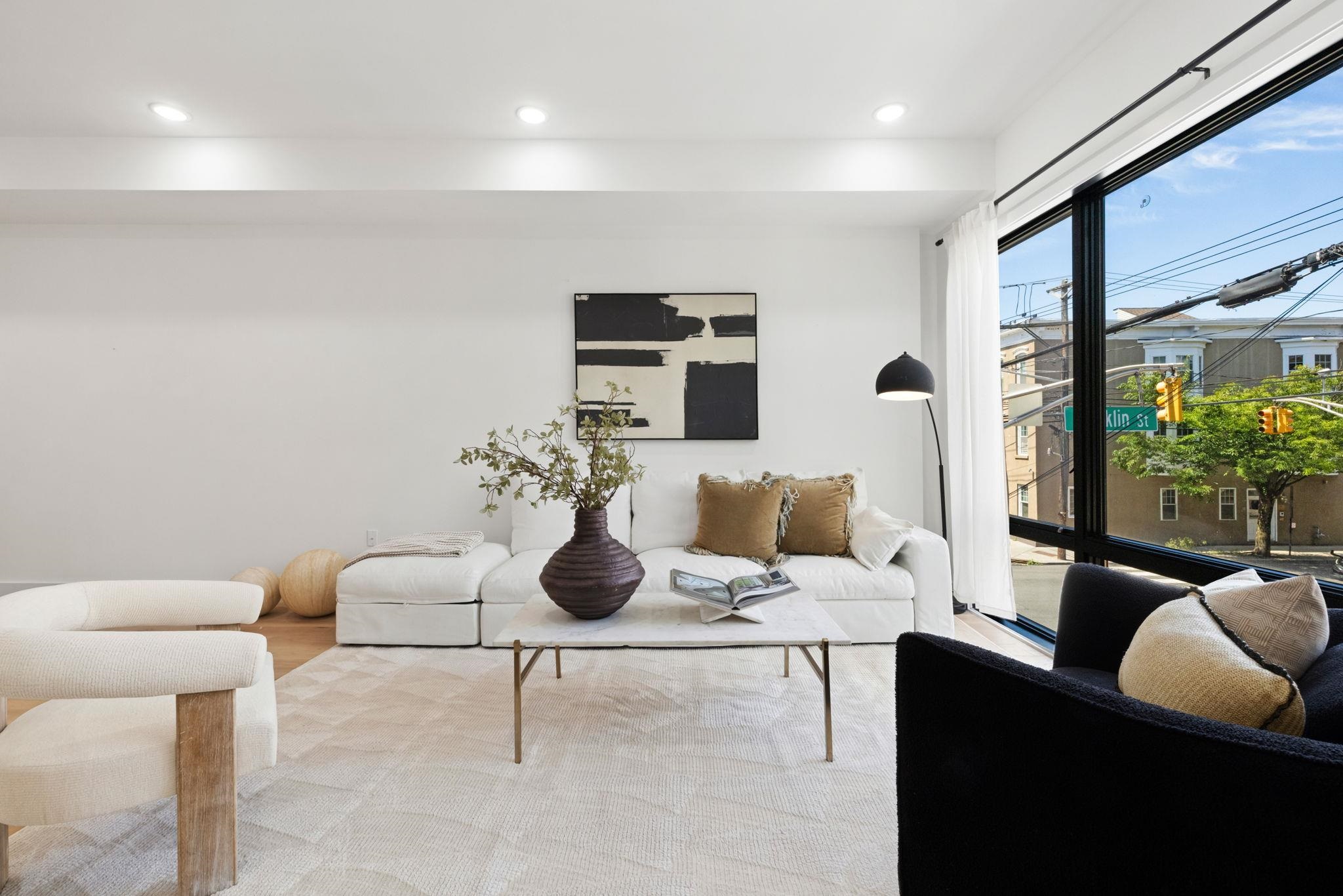 100 WEBSTER AVE Unit: 2