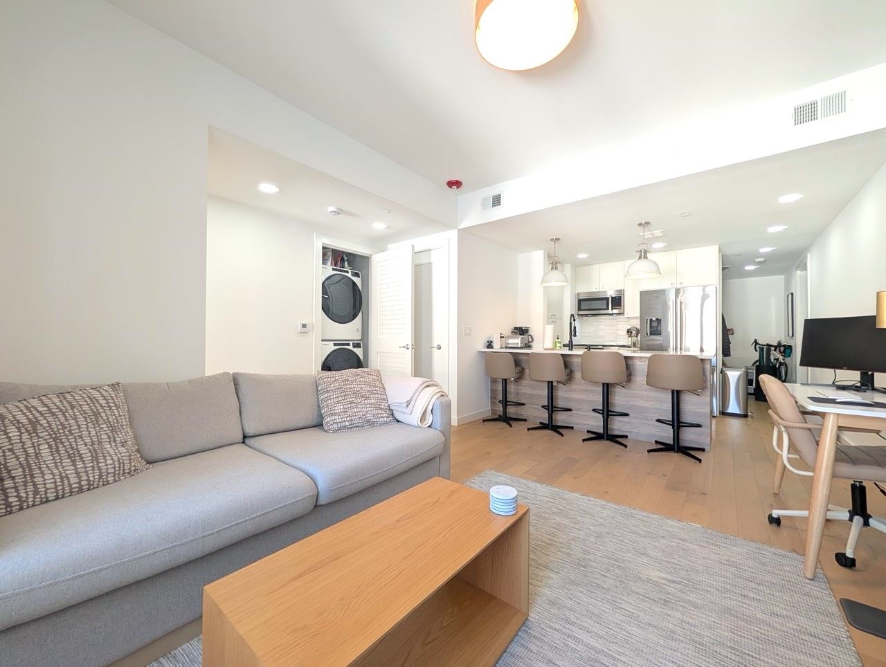 139 BRUNSWICK ST Unit: 304