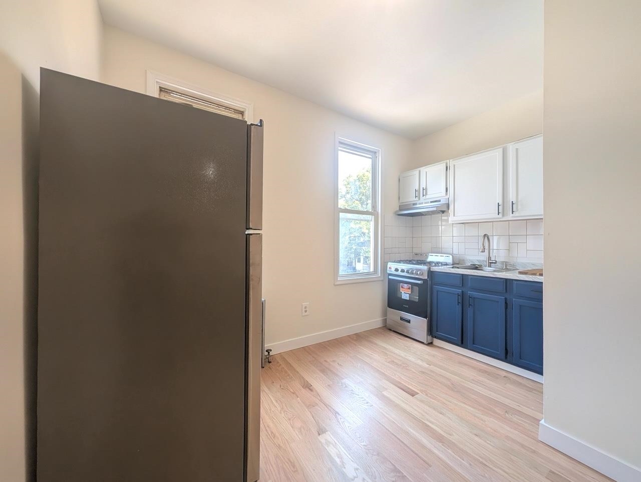 102 RESERVOIR AVE Unit: 2L