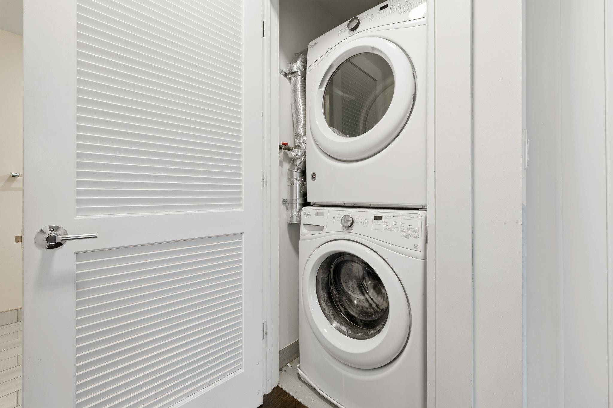 313 7TH ST Unit: 302