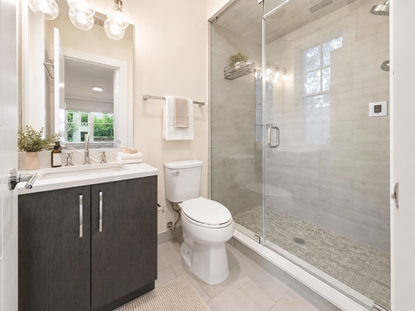 313 7TH ST Unit: 302