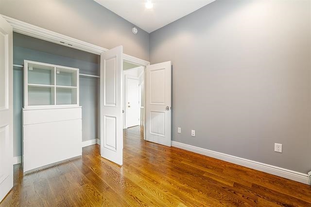 281.5 2ND ST Unit: 3