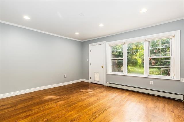 281.5 2ND ST Unit: 3