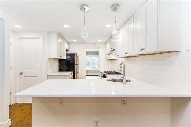 281.5 2ND ST Unit: 3