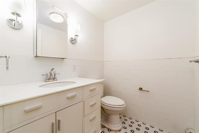 281.5 2ND ST Unit: 3