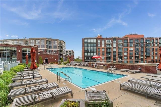 1125 MAXWELL LANE Unit: 206