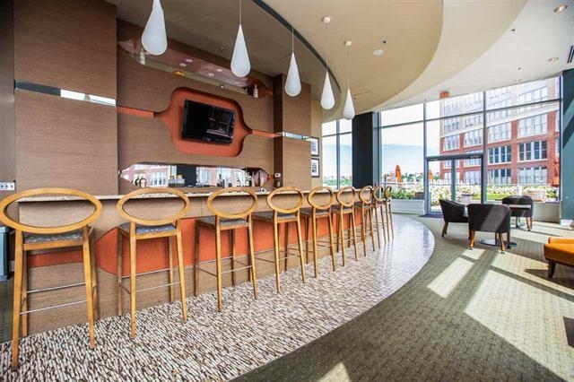 1125 MAXWELL LANE Unit: 206