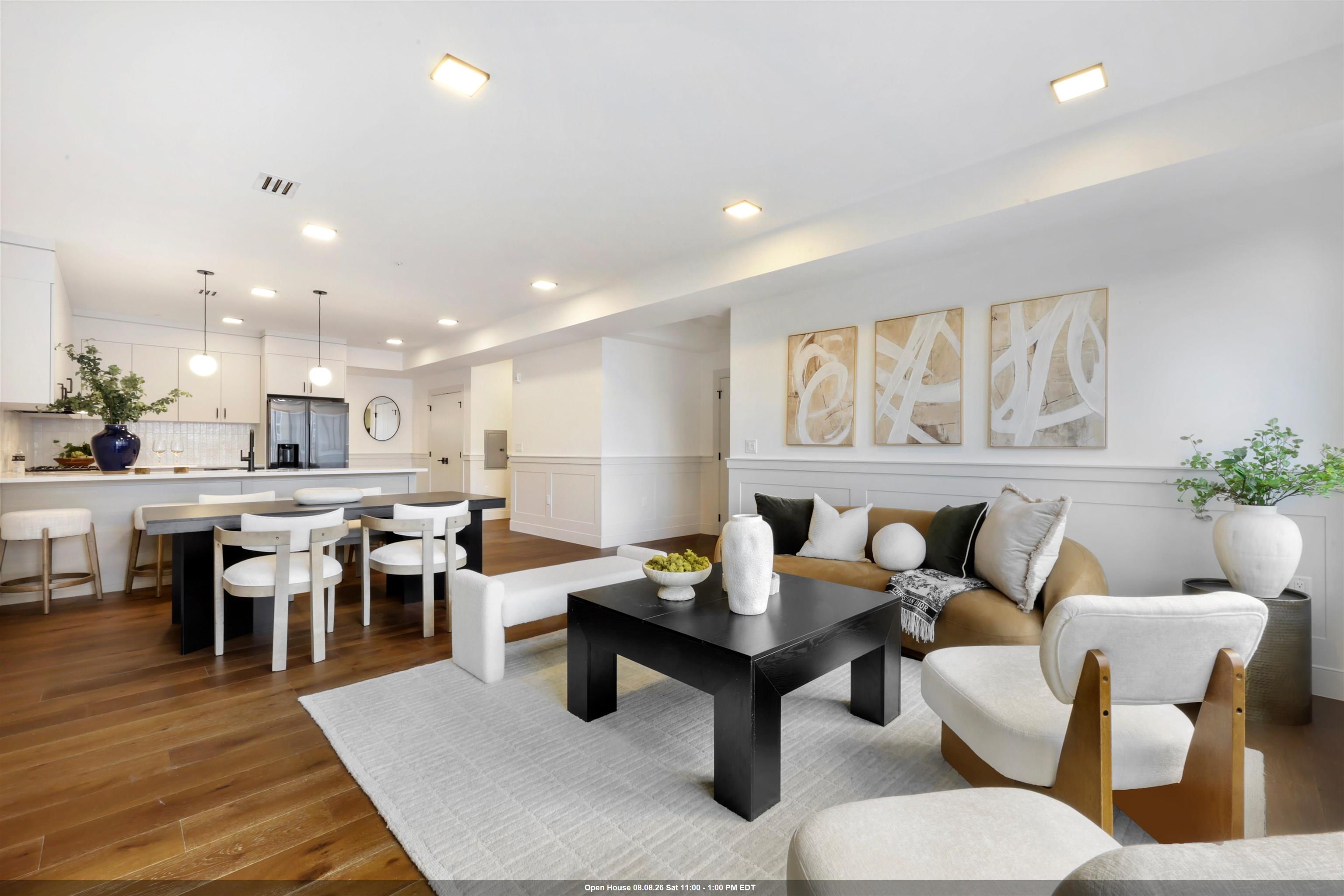 262 NEW YORK AVE Unit: 301