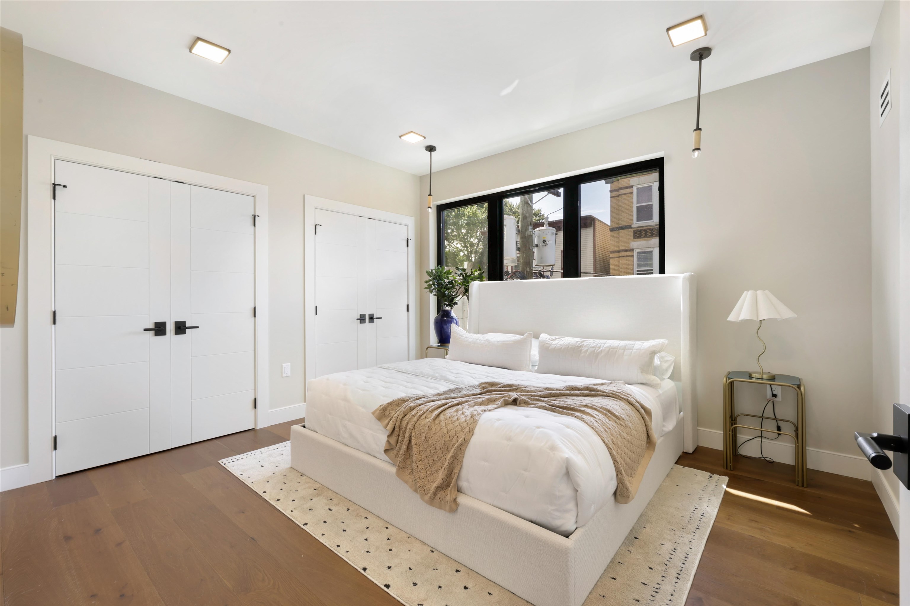 262 NEW YORK AVE Unit: 301