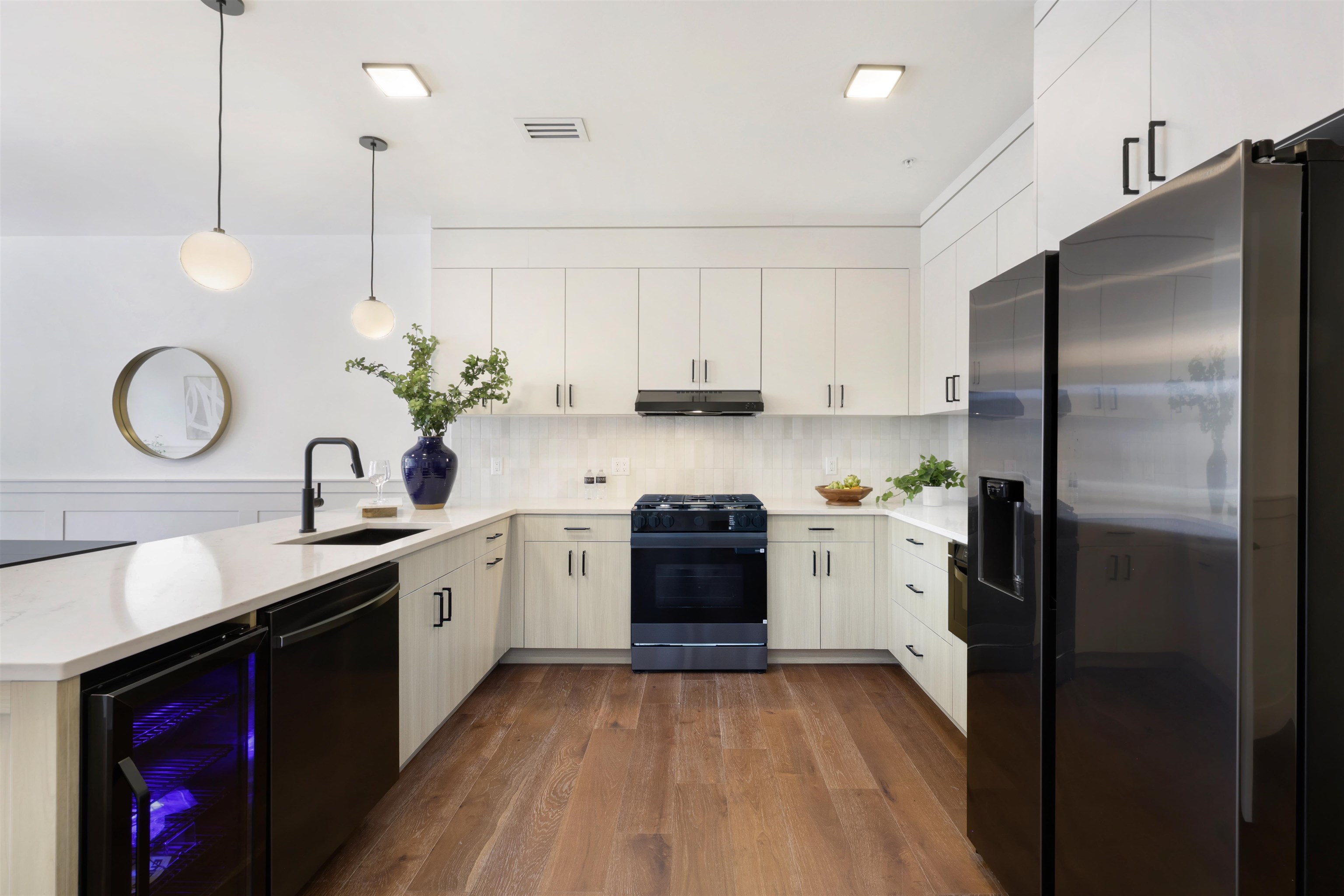 262 NEW YORK AVE Unit: 301