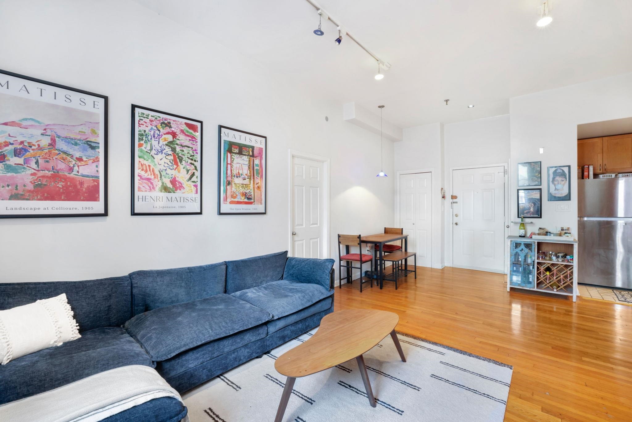 319 BARROWS AVE Unit: 5A