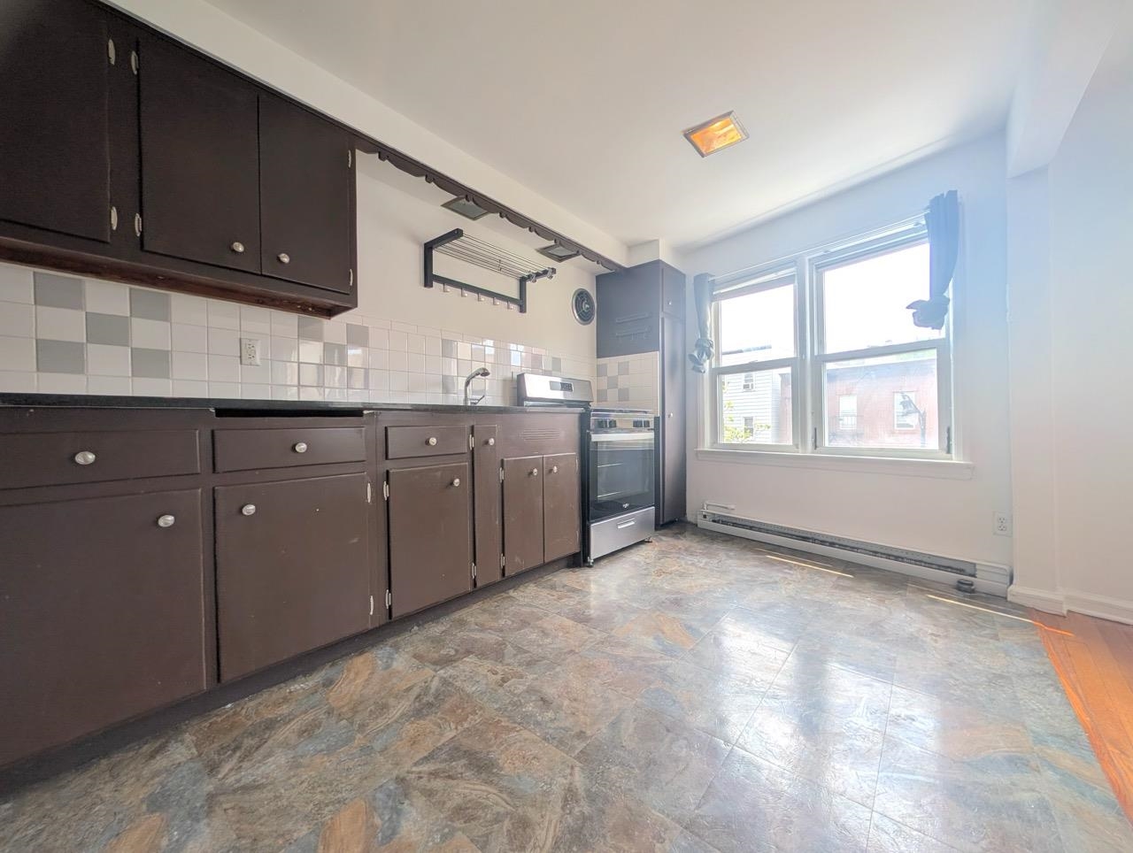 335 3RD ST Unit: 2