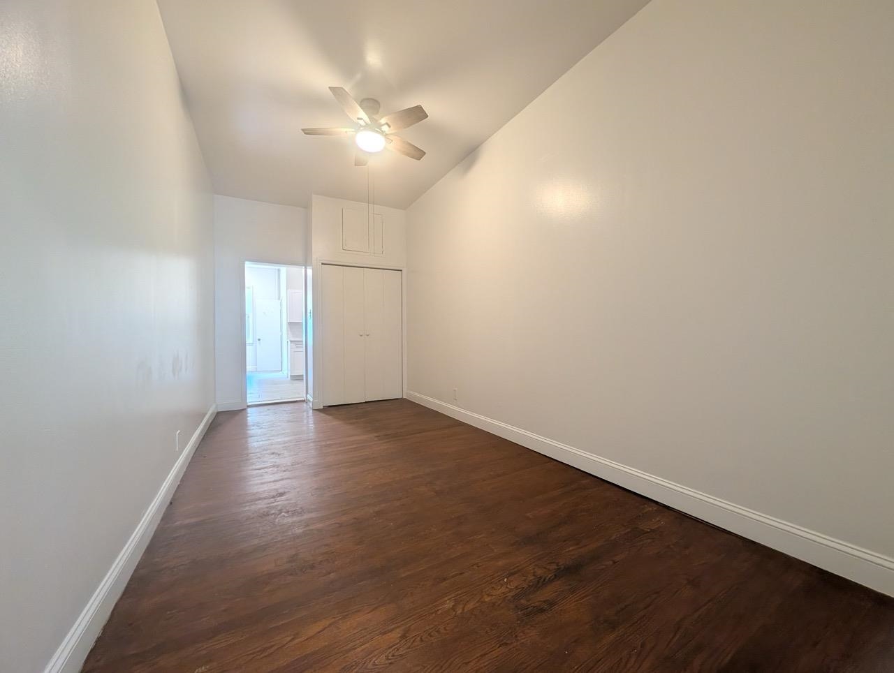 267 WEBSTER AVE Unit: 1R
