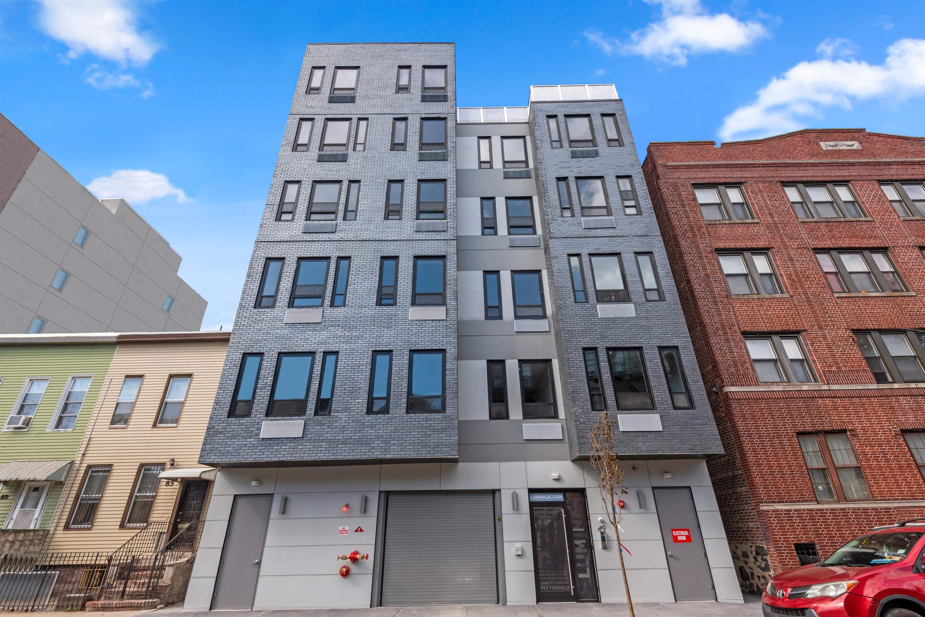 89 JORDAN AVE Unit: 504