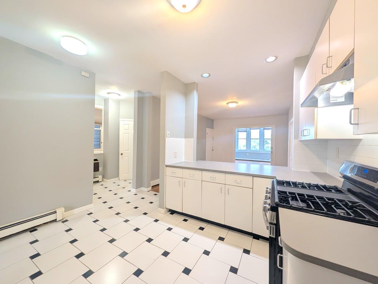 69 BEACON AVE Unit: 2