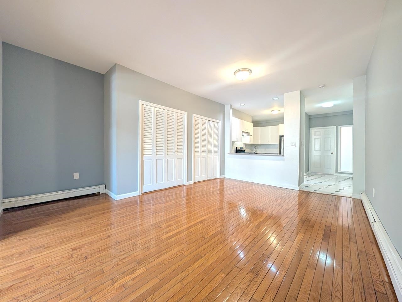 69 BEACON AVE Unit: 2