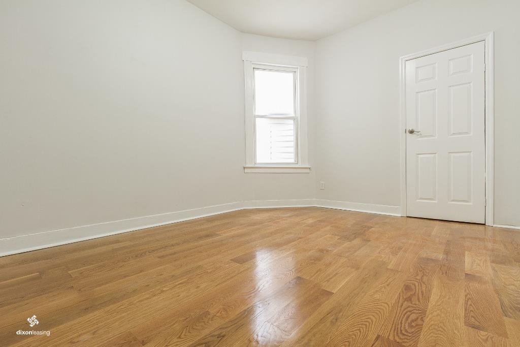 49 WARNER AVE