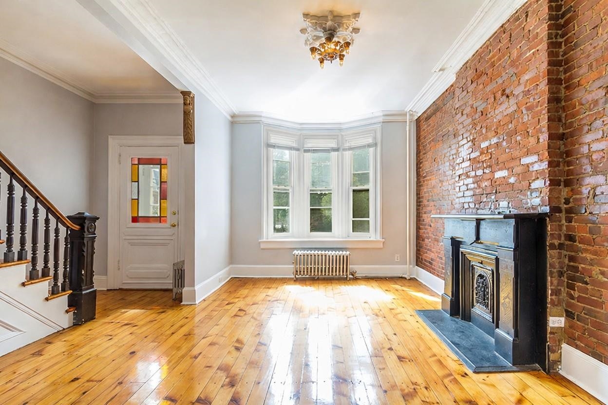 132 AVENUE C